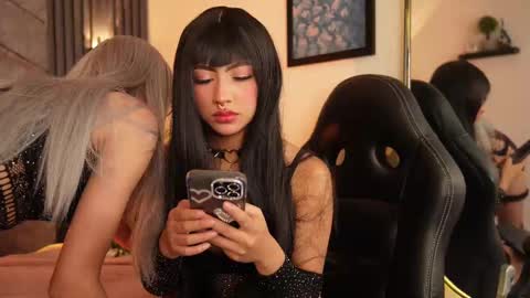 viollettebylyly online show from September 2025 12:17:02 PM