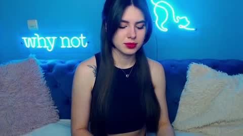 viollinalv online show from February 2025 05:43:02 AM