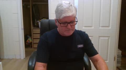 Snapshot of viper654321 chatting on April 2026 07:25:02 AM viper654321 online show from April 2026 07:25:02 AM