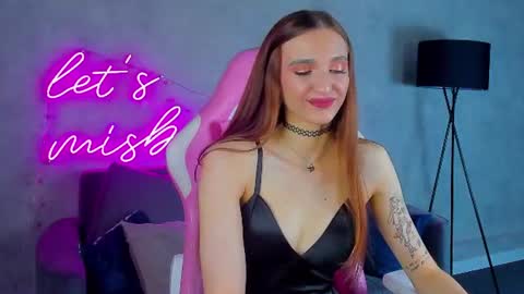 Snapshot of virdjinia_green chatting on June 2026 09:25:01 AM Virdjinia online show from June 2026 09:25:01 AM
