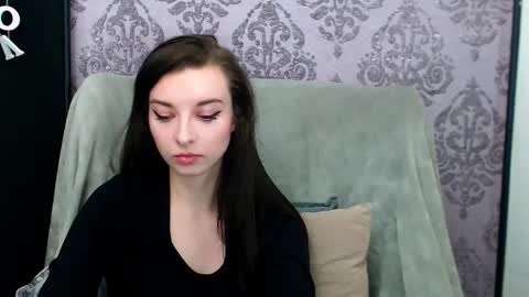 Snapshot of virgiluna chatting on May 2026 07:33:01 PM VirginLuna online show from May 2026 07:33:01 PM