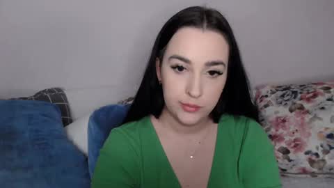 Snapshot of vitalina_freedom chatting on December 2024 04:17:01 PM Vitalina online show from December 2024 04:17:01 PM