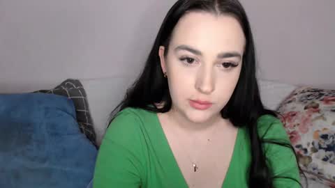Snapshot of vitalina_freedom chatting on December 2024 03:43:02 PM Vitalina online show from December 2024 03:43:02 PM