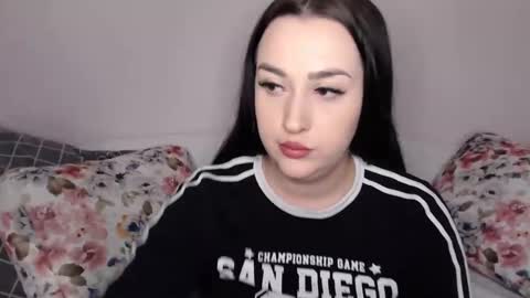 Snapshot of vitalina_freedom chatting on December 2024 02:59:02 PM Vitalina online show from December 2024 02:59:02 PM