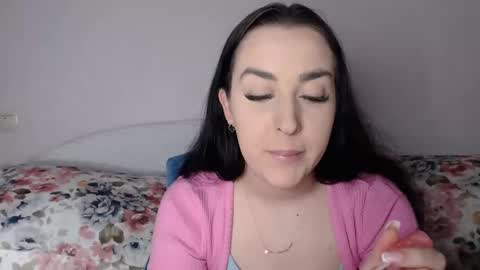 Snapshot of vitalina_freedom chatting on February 2025 05:13:02 PM Vitalina online show from February 2025 05:13:02 PM