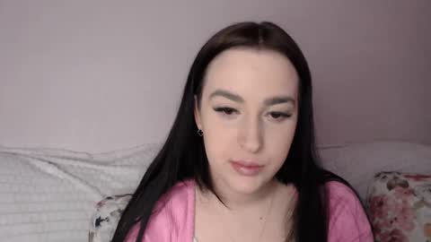 Snapshot of vitalina_freedom chatting on March 2025 02:10:02 PM Vitalina online show from March 2025 02:10:02 PM