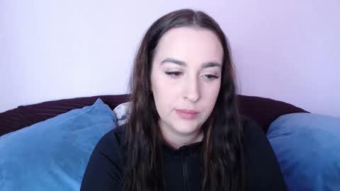 Snapshot of vitalina_freedom chatting on September 2025 12:49:01 PM Vitalina online show from September 2025 12:49:01 PM