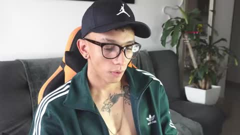 VITO BENZ online show from October 2025 12:09:02 PM