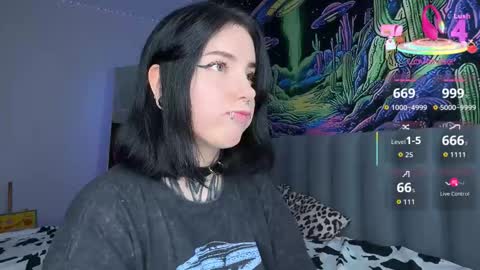 Vivi   online show from October 2025 02:07:02 PM