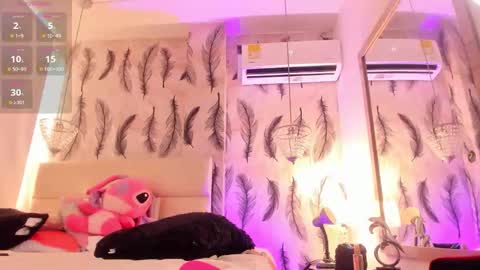 Viviana  online show from October 2025 12:17:01 PM