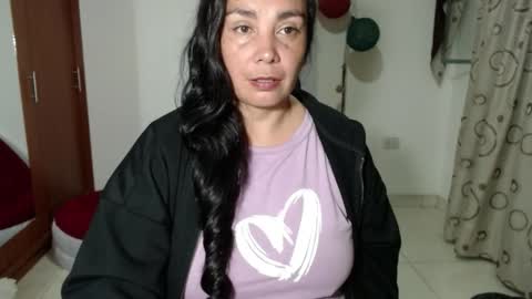vivian_milf_paint online show from September 2025 04:12:02 AM
