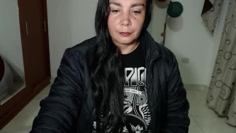 vivian_milf_paint online show from October 2025 03:08:01 AM
