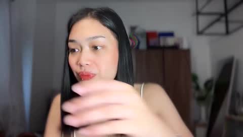 Snapshot of vivian_roberts chatting on February 2026 01:34:01 AM Vivian online show from February 2026 01:34:01 AM