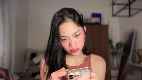 Snapshot of vivian_roberts chatting on March 2026 01:29:02 AM Vivian online show from March 2026 01:29:02 AM