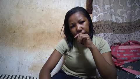 viviane0812 online show from March 2025 01:15:02 PM