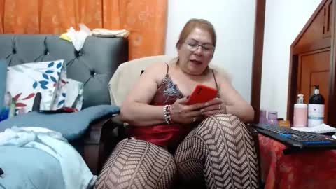 Snapshot of viviannajhonson chatting on February 2025 10:20:01 PM ViviannaJhonson online show from February 2025 10:20:01 PM