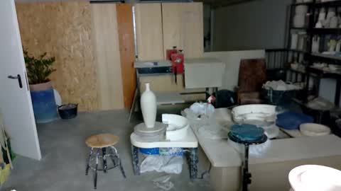 Viv online show from October 2025 06:10:01 PM