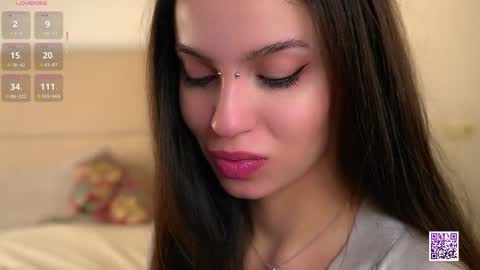 Snapshot of vivid_girls chatting on December 2025 07:24:01 AM Nelly and Mari online show from December 2025 07:24:01 AM