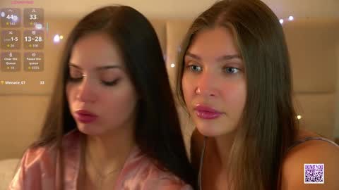 Nelly and Mari online show from January 2026 07:02:02 AM