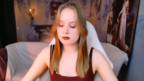 Vivien online show from March 2026 05:33:02 AM