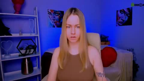 Snapshot of vivienne_sweet chatting on February 2025 10:15:02 AM Vivi online show from February 2025 10:15:02 AM