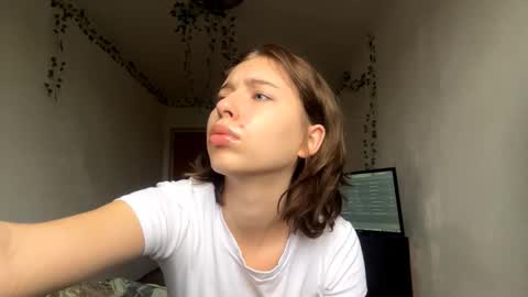 Vivi online show from November 2025 07:19:02 AM