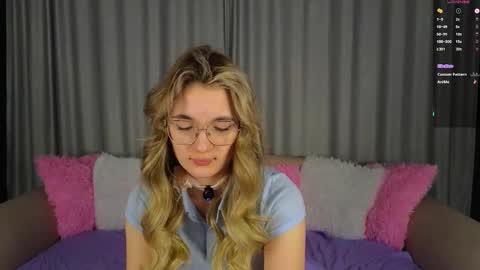 vivyboo111 online show from November 2025 09:02:01 PM