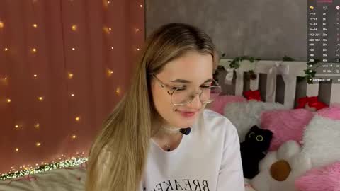 vivyboo111 online show from February 2026 07:42:02 PM