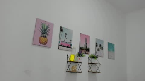 Snapshot of vixenlust17 chatting on February 2026 10:35:01 PM vixenlust17 online show from February 2026 10:35:01 PM