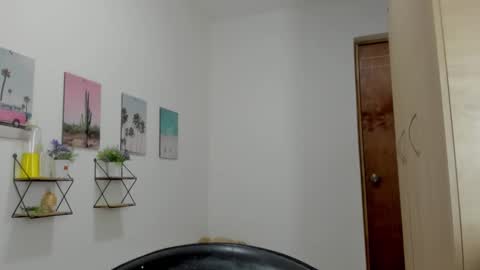 Snapshot of vixenlust17 chatting on February 2026 01:36:01 AM vixenlust17 online show from February 2026 01:36:01 AM