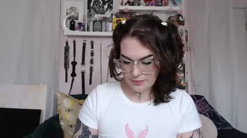 VIXIN online show from July 2026 04:44:02 PM