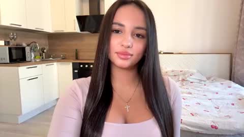Miss Mia online show from June 2026 03:38:02 PM