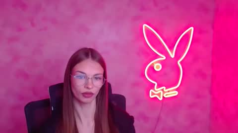 Vlada online show from January 2026 12:32:02 PM