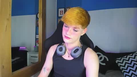 Vlad  online show from October 2025 02:28:02 PM