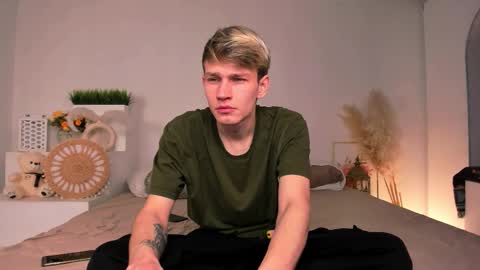 Snapshot of volan_starts chatting on February 2026 04:09:02 AM Dan online show from February 2026 04:09:02 AM