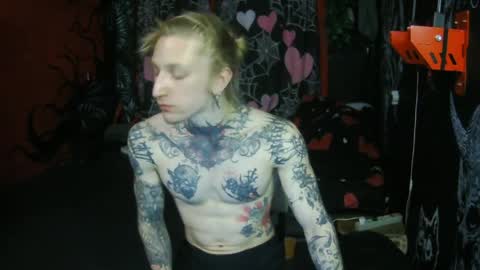 Snapshot of voldan_elf chatting on April 2026 05:22:02 PM Elf online show from April 2026 05:22:02 PM