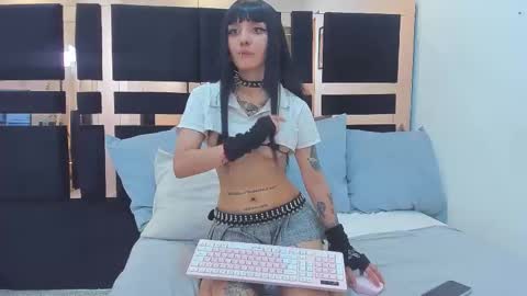 Lisa online show from December 2025 08:46:01 PM