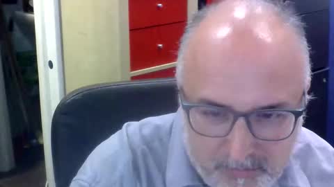 volpi72 online show from April 2026 06:21:01 PM