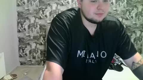 Volshebnik1302 online show from November 2025 09:36:01 AM