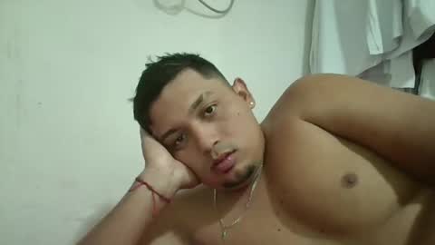 volt_boy57 online show from January 2026 05:27:01 PM