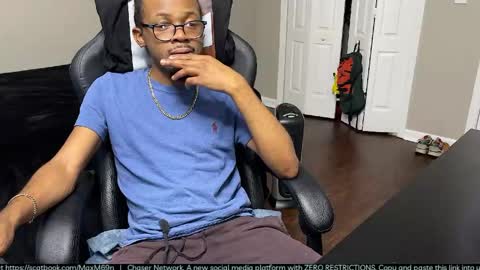 voodoodxck online show from May 2026 11:26:02 AM