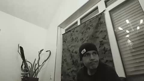 voyeuredeluxe online show from March 2026 02:19:02 AM