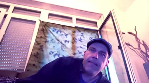 voyeuredeluxe online show from March 2026 05:34:01 AM