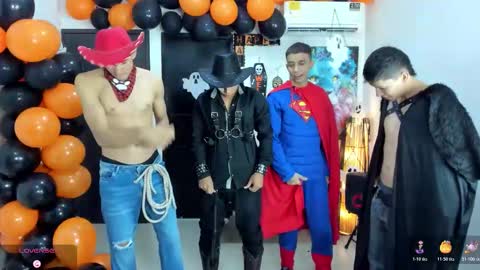 Snapshot of voyeurism_guys chatting on October 2025 11:06:02 PM voyeurism_guys online show from October 2025 11:06:02 PM