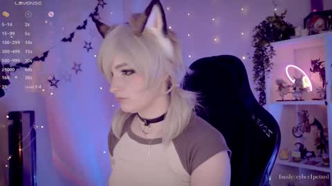 vronnier online show from November 2025 02:07:01 PM