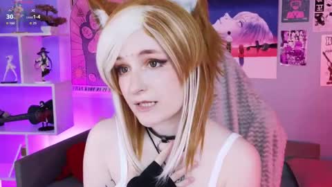 vronnier online show from April 2026 07:07:02 PM