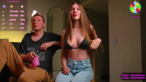 Snapshot of vundersex chatting on October 2025 06:08:01 PM Eva and Franklin online show from October 2025 06:08:01 PM