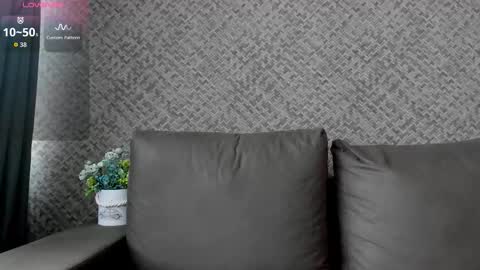 vvalkyriee online show from September 2025 01:55:02 PM