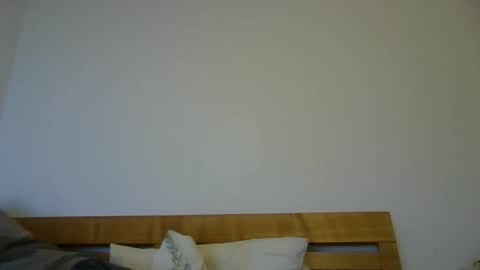 hung boy online show from January 2025 12:14:02 AM