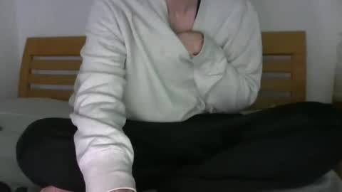 hung boy online show from January 2025 06:07:01 AM